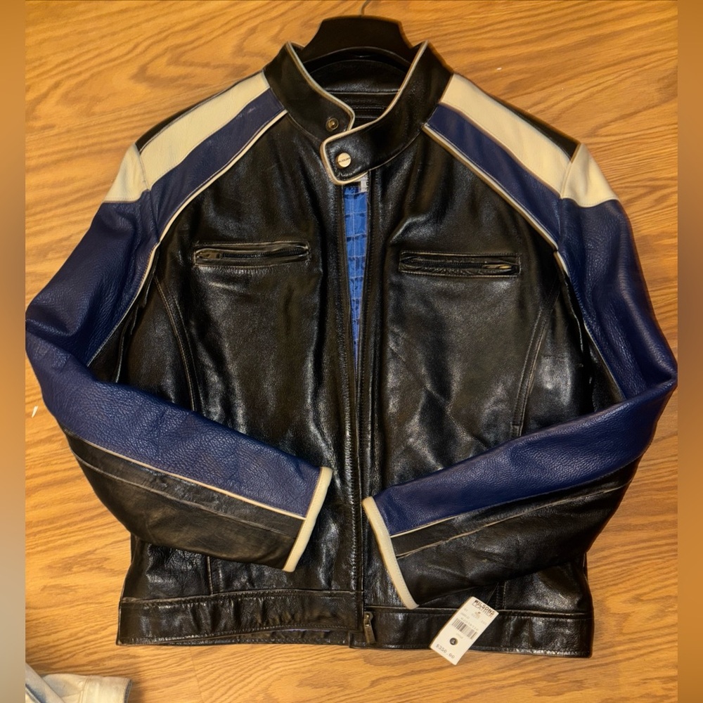 Men’s Wilson’s Genuine Leather Jacket – Blue, White & Black –